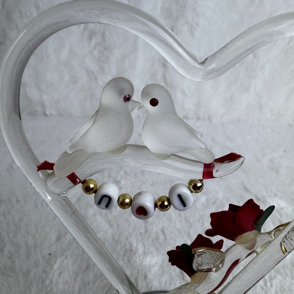 Heart-Shaped Glass Figurine Love Birds Red Roses & "I ❤️ U" Beads By Glass Baron - Picture 3 of 6